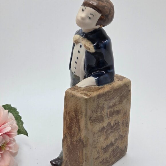 Vintage Hummelwerk Rex Valencia Spain Figurine Boy Cobalt Blue Leaning Porcelain - Picture 5 of 12